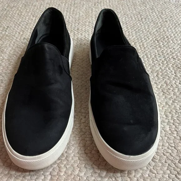 Designer Vince Warren Women's Size 6 Black Suede Platform Slip On Sneakers Shoes - Picture 3 of 12